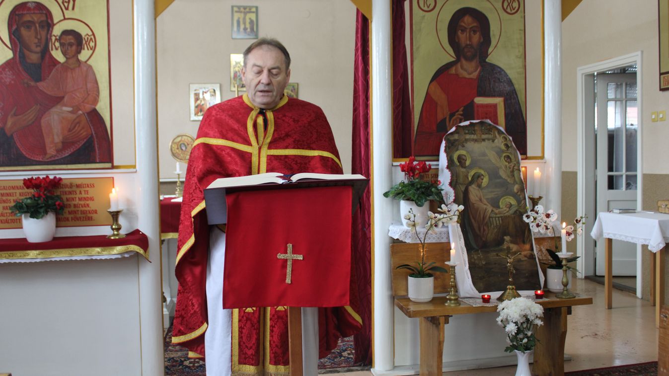 Megkezdődött az adventi időszak a görögkatolikusoknál, a Szent család ikon is útnak indult Hajdúsámsonban