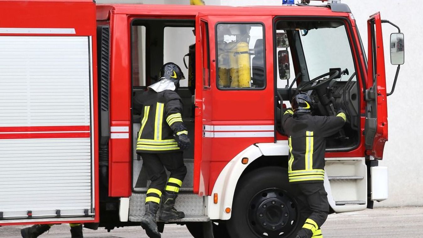 Lesodródott az útról egy autó Biharkeresztes közelében