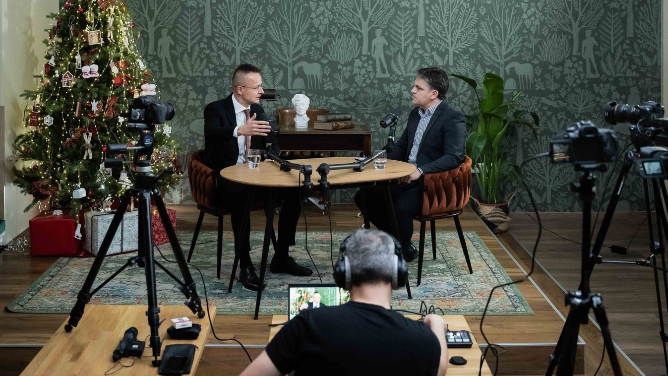 Szijjártó Péter: az EU olyan elvi döntést hozott Ukrajnáról, aminek gyakorlati jelentősége nincs (videó)