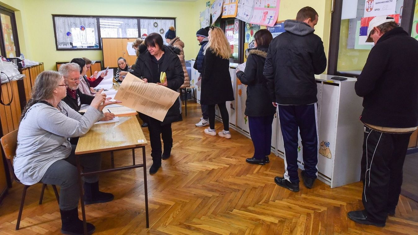 Vucic: a Szerb Haladó Pártnak abszolút többsége lesz a parlamentben