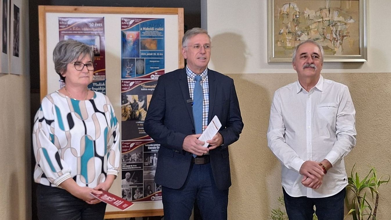 Kocsis Csaba kiállítása nyílt meg Berettyóújfaluban