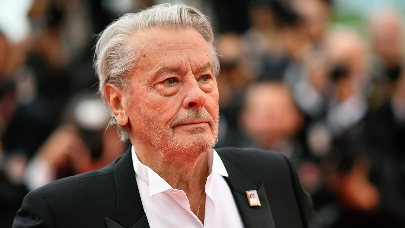 Végnapjait éli a színészlegenda: ágyhoz kötve, borzalmas állapotban van Alain Delon