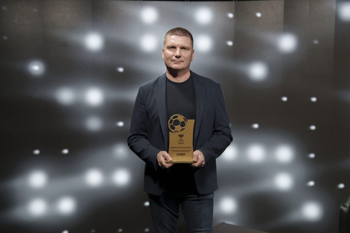 Szrdjan Blagojevics a legjobb, magyar labdarúgásért dolgozó külföldi edzőnek járó díjjal
