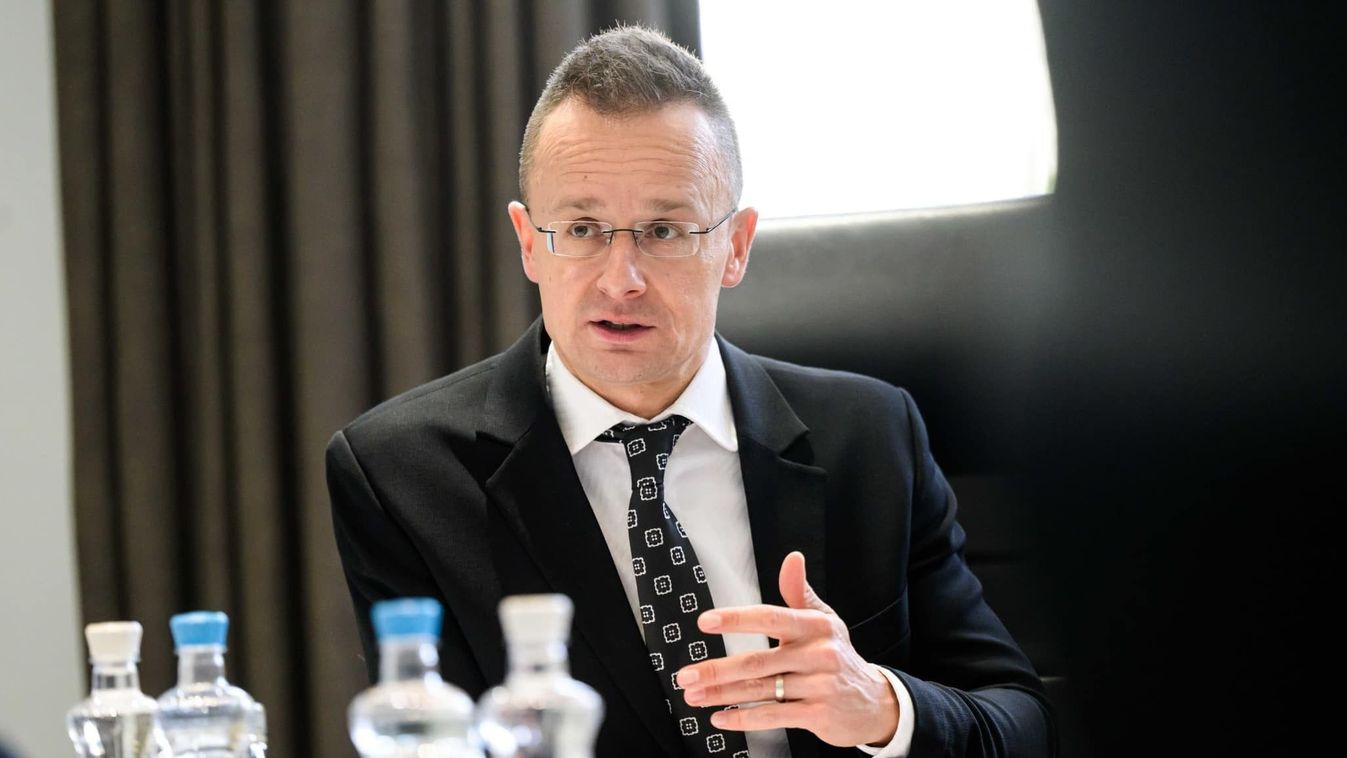 Szijjártó Péter: a liberális mainstream okolható az Európai Unió kudarcaiért (videó)