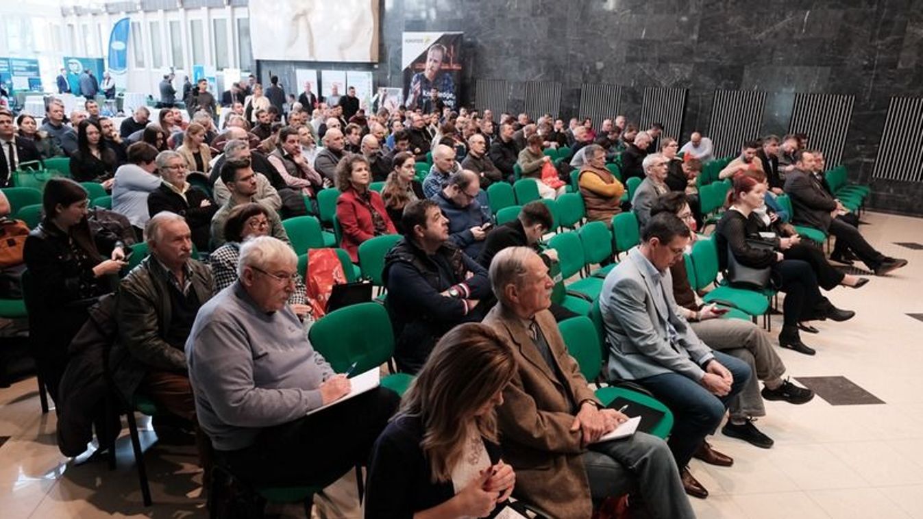 Stresszkezelés a mezőgazdaságban – 36 előadás hangzott el a Debreceni Egyetemen tartott konferencián