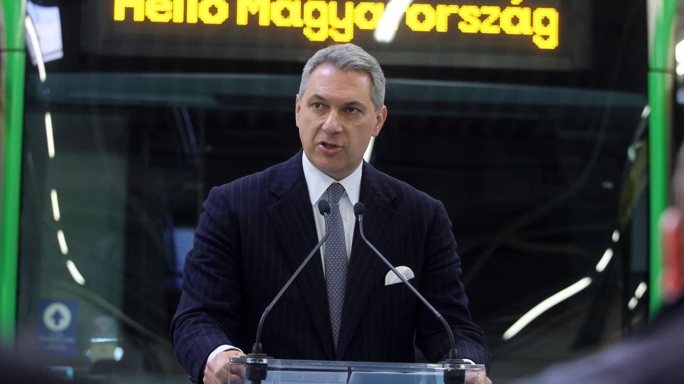 Lázár János: a magyar közlekedés ügyében új időszámítás kezdődik (videó)
