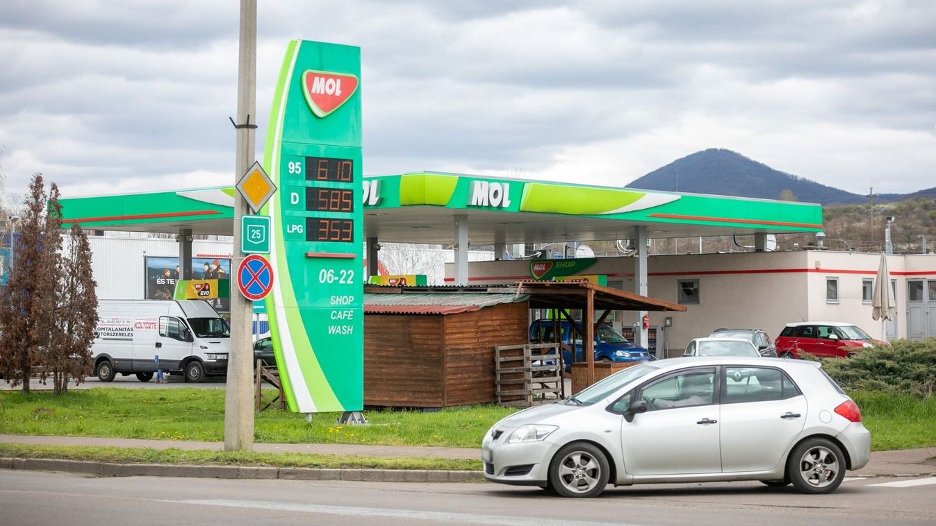 Szerdától csökken az üzemanyag ára