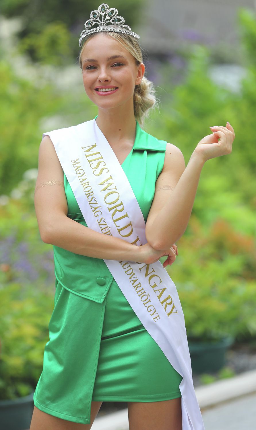 Szabó Orsi Tündérszépeként kezdte, tavaly a Miss World Hungary-n ért el helyezést