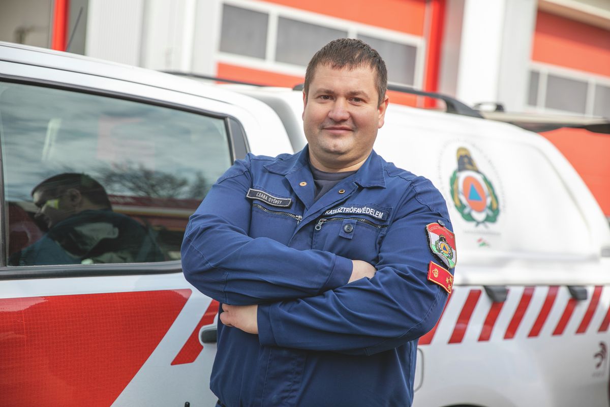 Csaba György tűzoltó százados