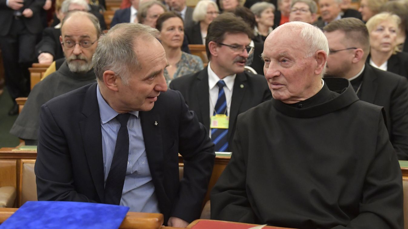 Kozma Imre és posztumusz Pásztor István kapta az idei Esterházy-díjat