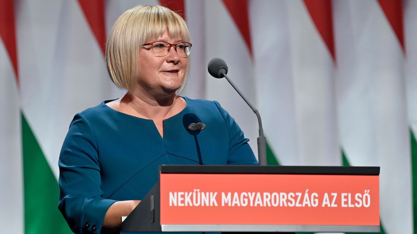 Gál Kinga: háború vagy a béke, ez a választás tétje