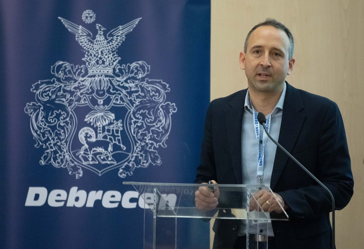 Debrecen Pécskay Zoltán, az EDC ügyvezetője az energetikai fórumon haon