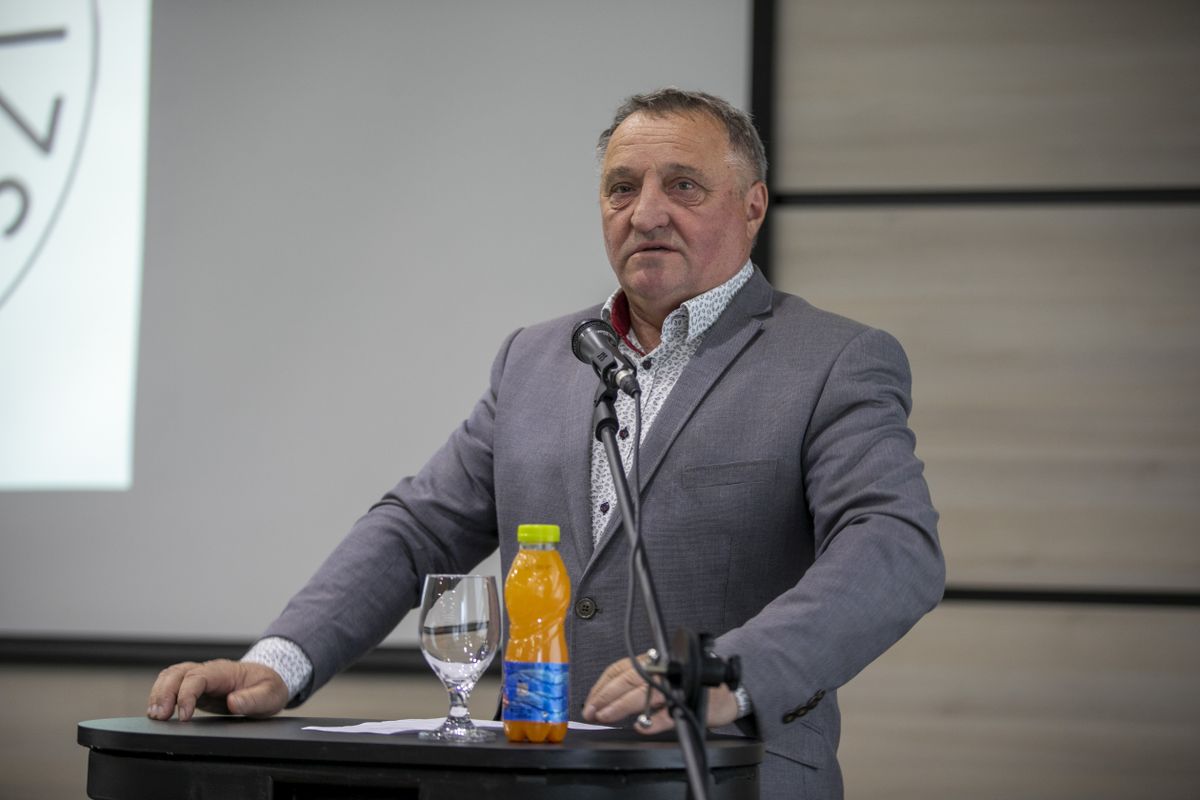 Debrecen Tasi Sándor, a Hajdú-Bihar Vármegyei Közgyűlés alelnöke köszöntötte a Vöröskereszt területi szervezetének képviselőit haon