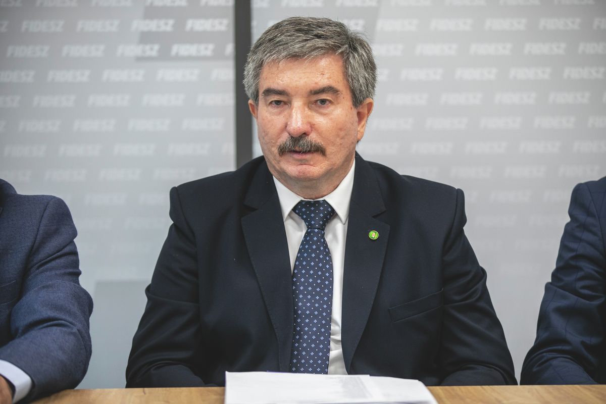 Pajna Zoltán vezeti a Fidesz-KDNP vármegyei listáját, s ő a pártszövetség elnökjelöltje is