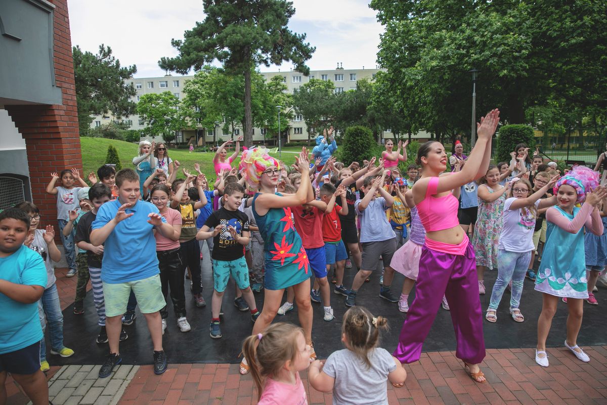 Vénkerti Majális és Családi délután, Debrecen, évforduló, ötvenedik, LESZ Dance