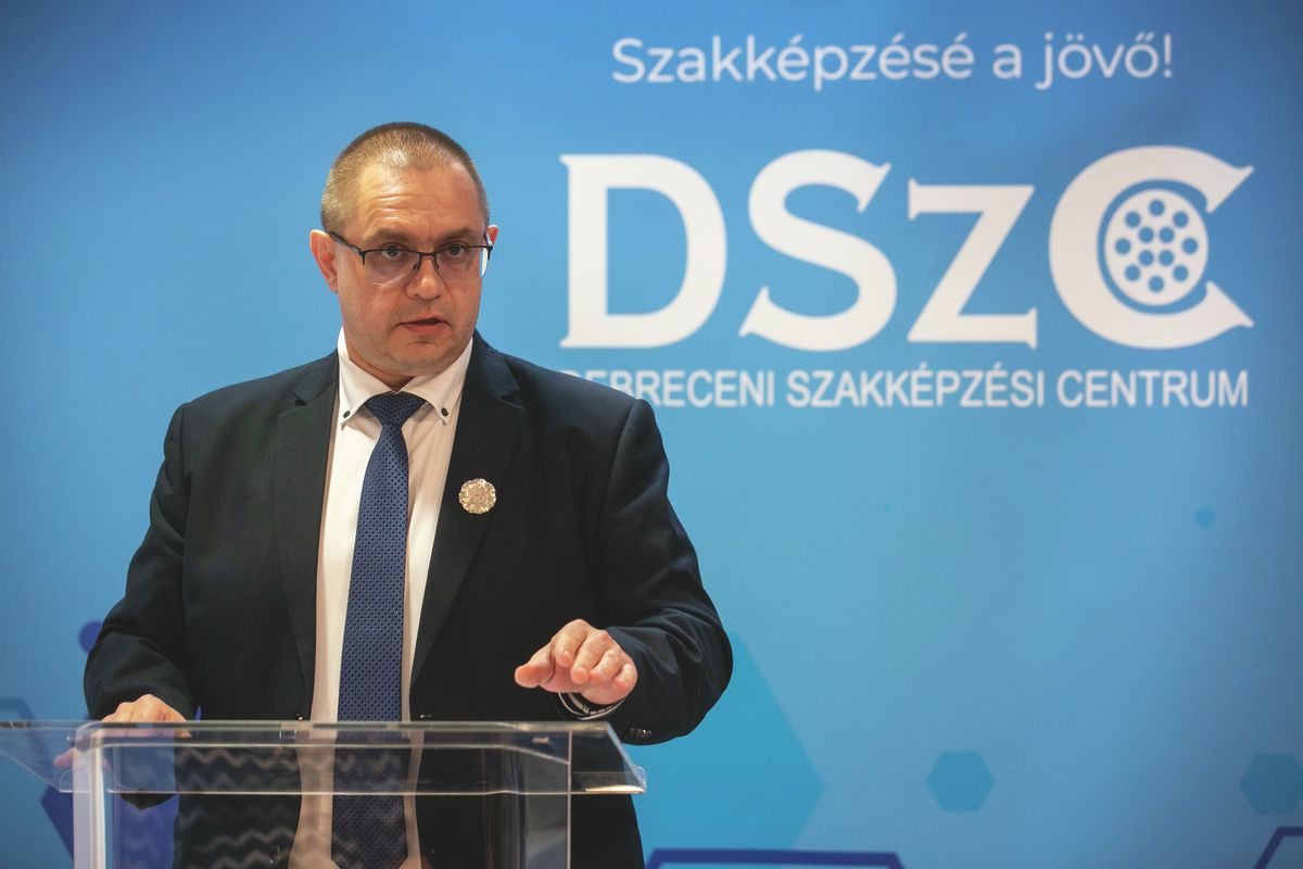 DSZC, pedagógusnap, díj, Debrecen, DSZC pedagógusnap, Tirpák Zsolt