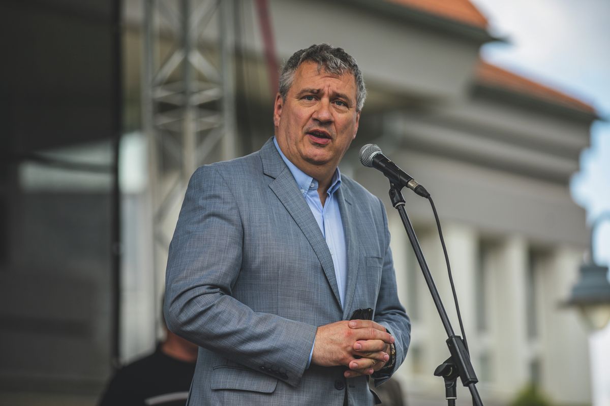 Kiss Attila polgármester köszöntötte a Dísznövény és Ízek Fesztiválján az érdeklődőket
Haon dísznövény ízek fesztivál