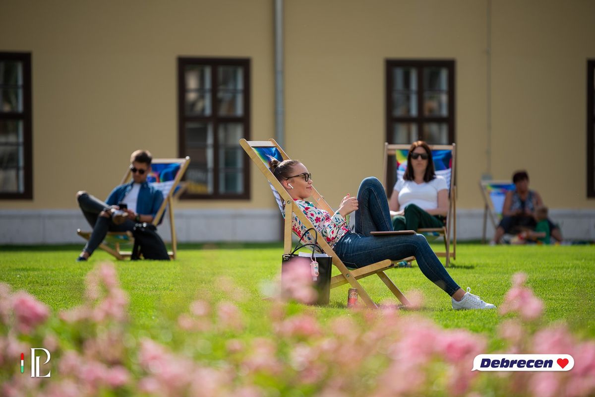 Indul a debreceni nyár! – a Szent István park várja a napsütés szerelmeseit