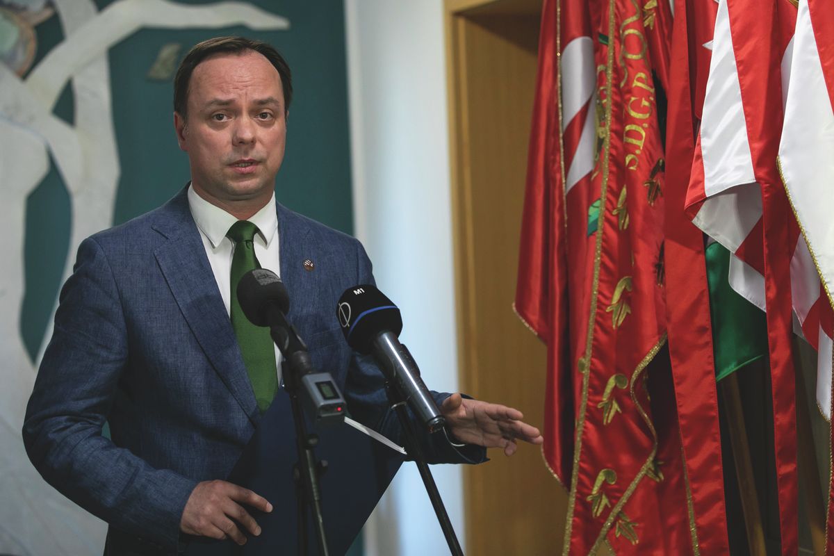 Nyitrai Zsolt országgyűlési képviselő, a miniszterelnök főtanácsadója elmondta, minden idők legkomolyabb választási kampányát indították el