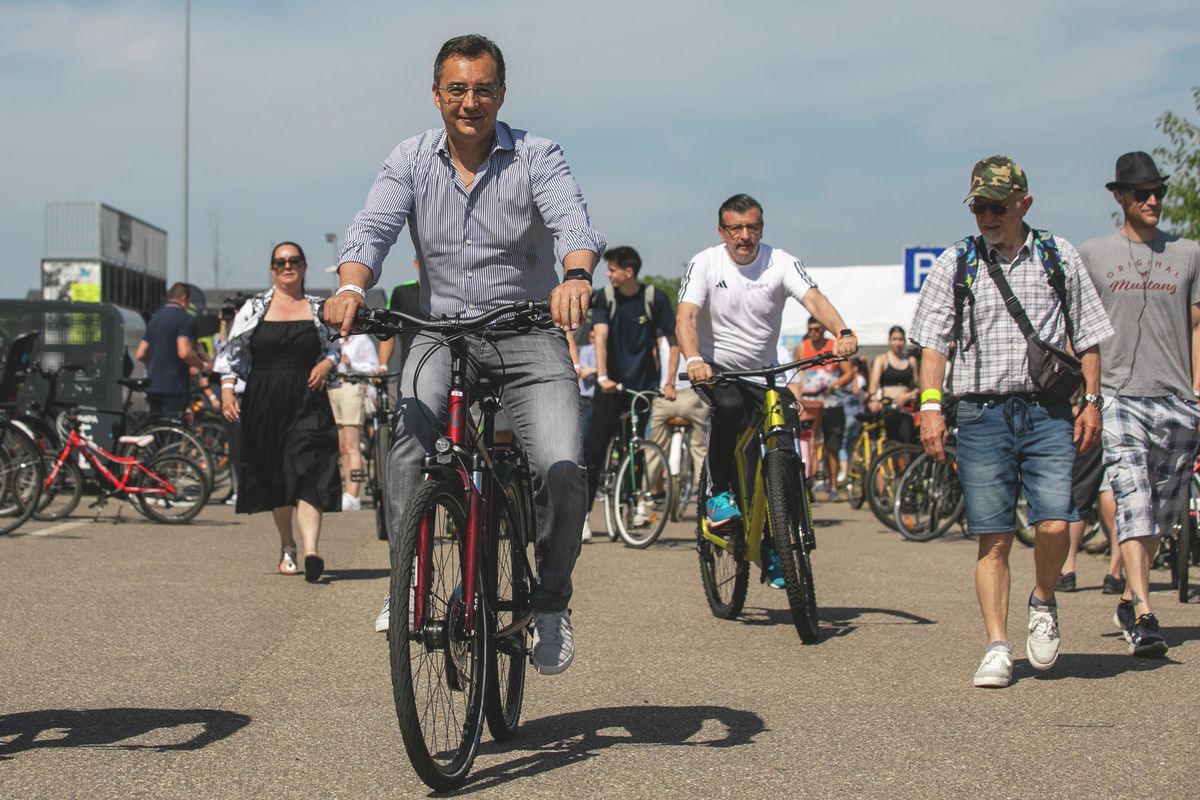 Papp László, Debrecen polgármestere a választások előtt még részt vett a Mozdulj, Debrecen! kerékpáros városkerülésén