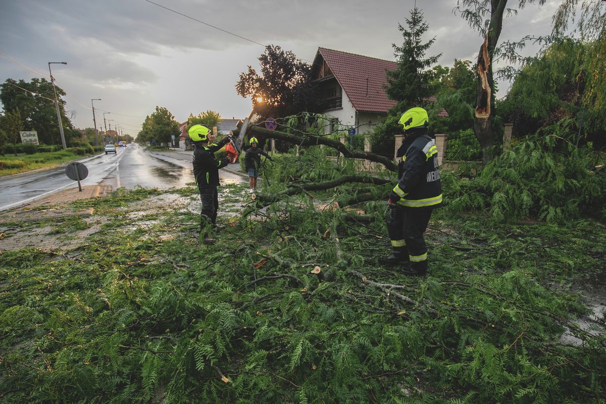 Az időjárás az elmúlt időszakban nem kímélte Hajdú-Bihart
vihar jég eső Haon Debrecen