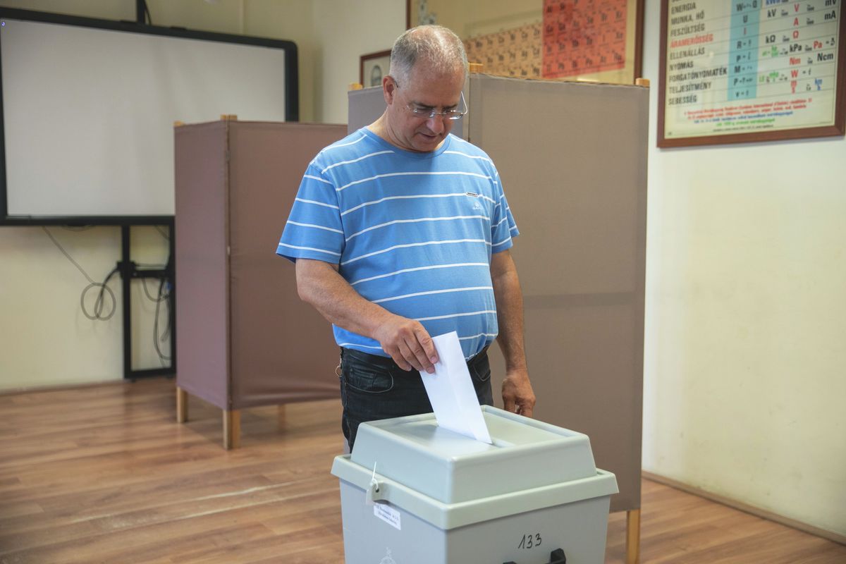 Kósa Lajos országgyűlési képviselő is leadta a szavazatát