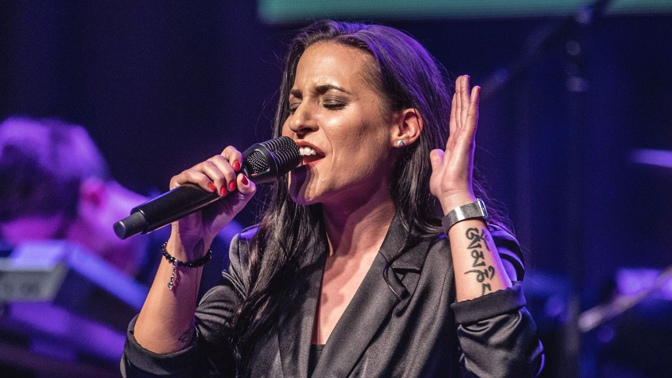 Palya Bea régi és új slágerekkel tüzesíti fel a debreceni fesztivált