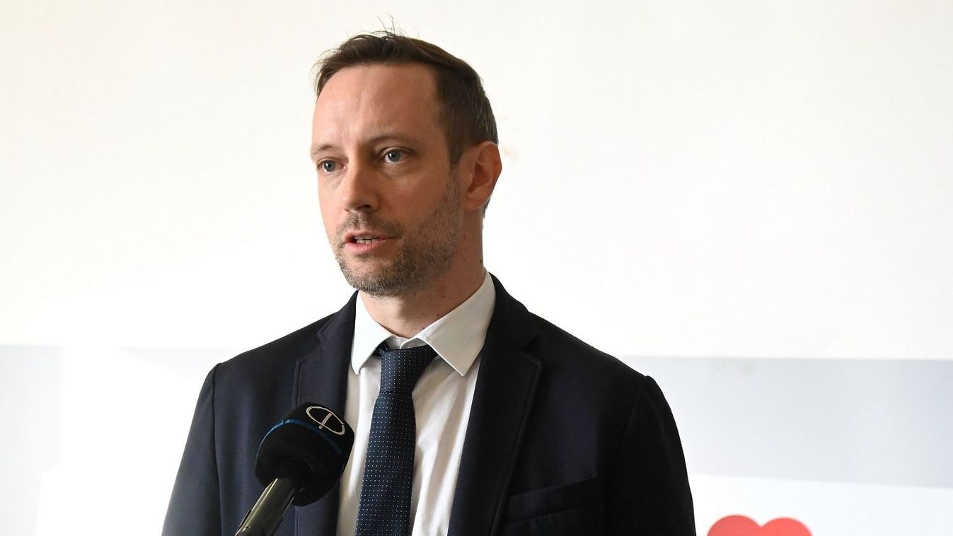Magyarország támogatásának köszönhetően apátsági rangra emelkedett a Norciában újjáépített bencés kolostor