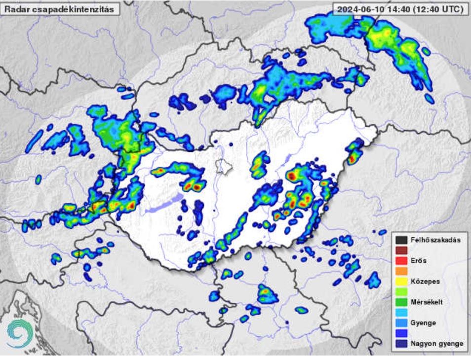 Zivatarok a HungaroMet hétfő délutáni radarképén