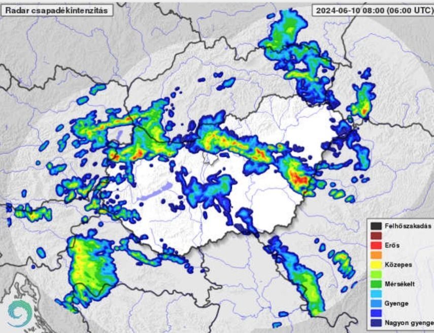 Kiadták a riasztást: a HungaroMet radarképe alapján hatalmas vihar közeleg, jégesőt is hozhat magával