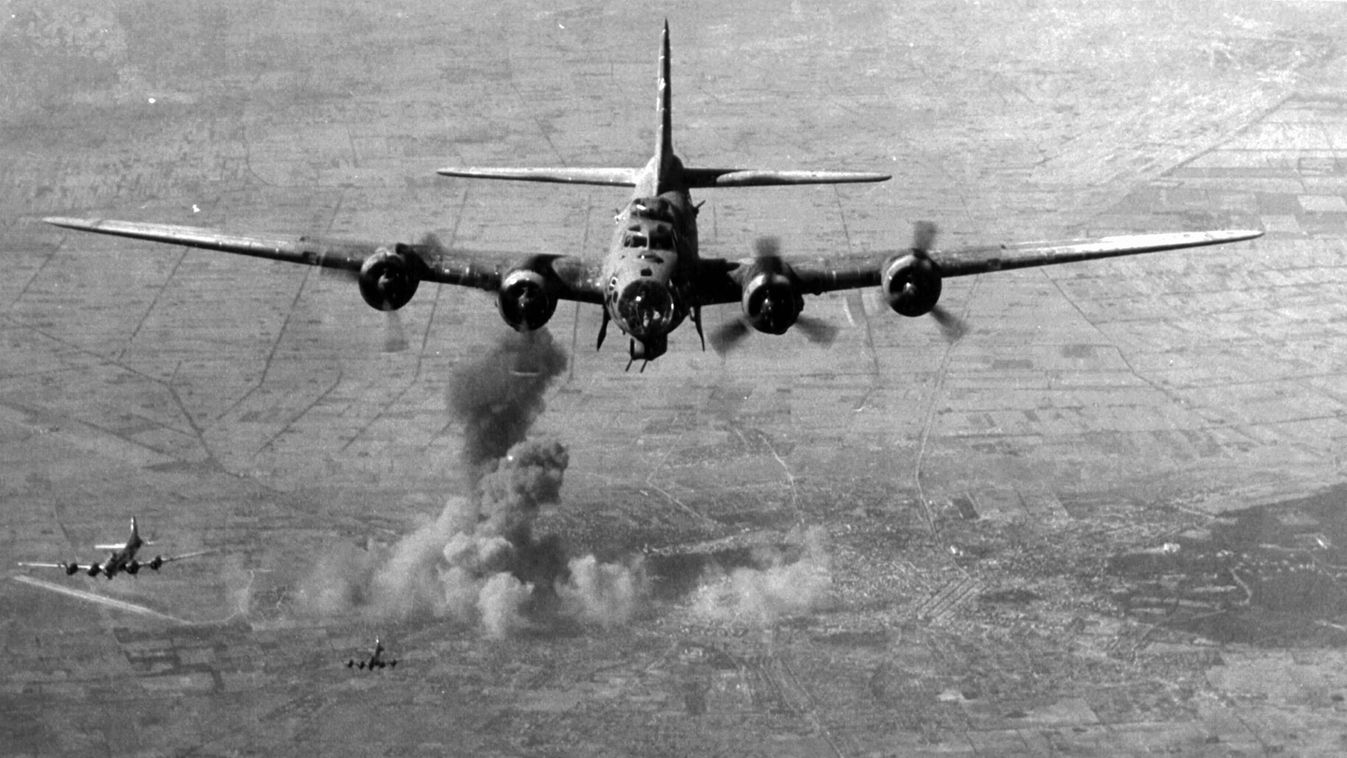 Nyolcvan éve bombázták szét Debrecent