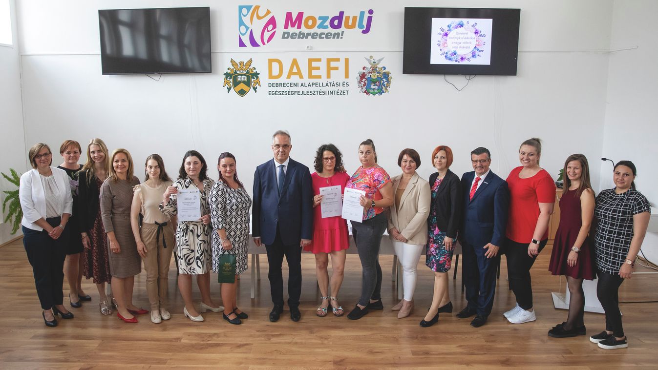 A védőnőket ünnepelték Debrecenben