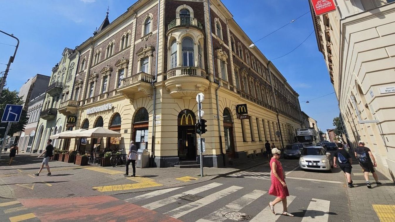 What will happen instead of McDonald's in Debrecen?