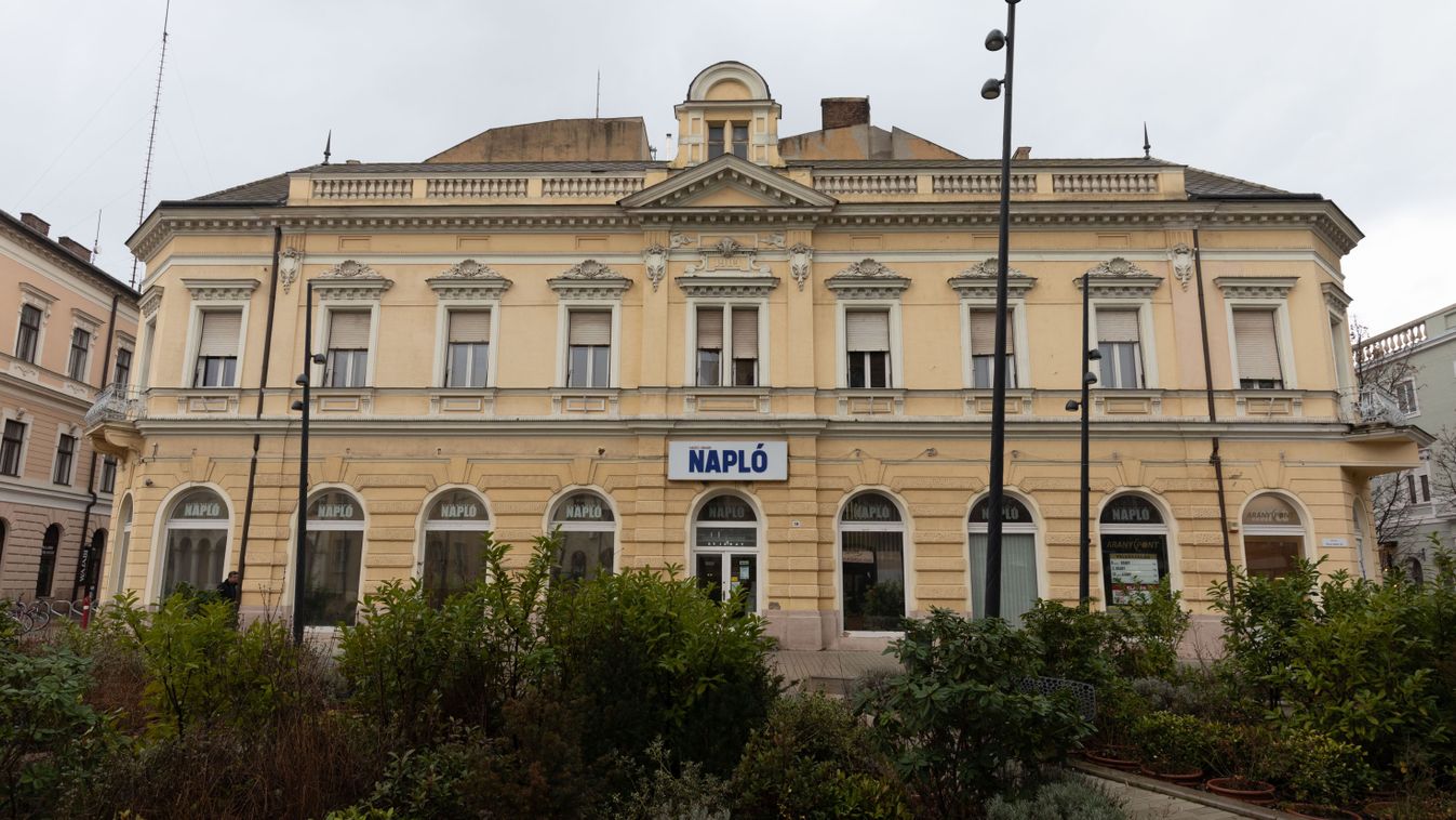 Búcsú a Napló székházától