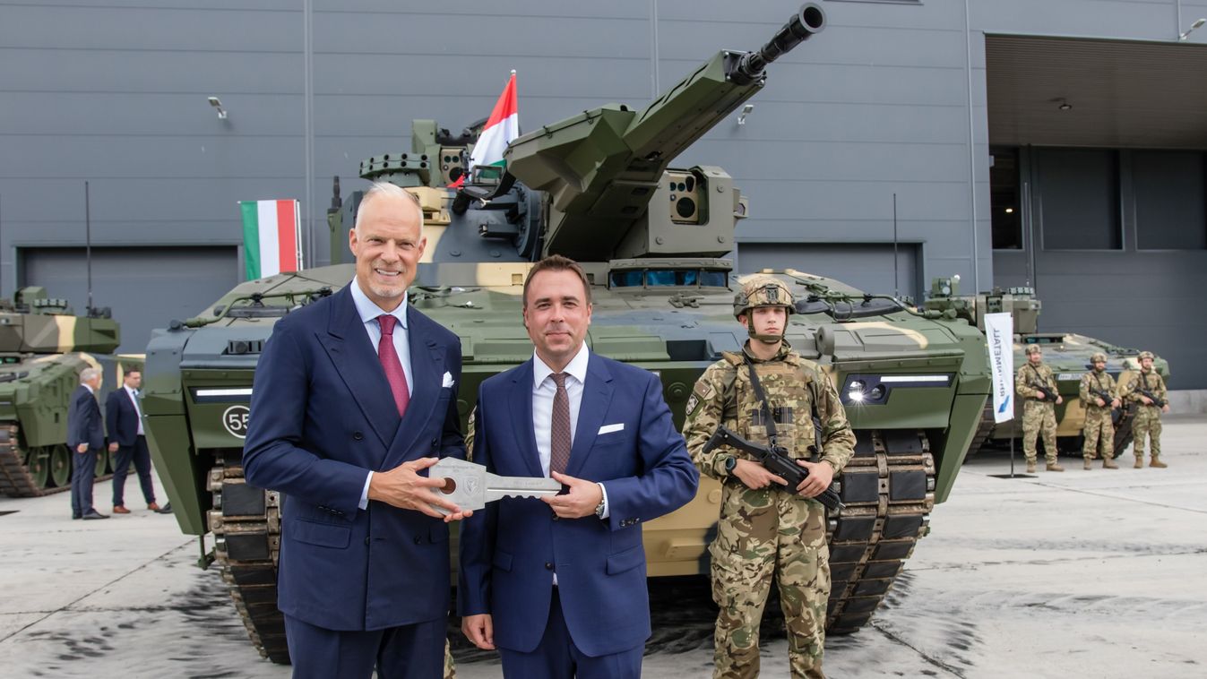 Legördült a zalaegerszegi gyártósorról a honvédség első magyar gyártású Lynx KF-41 gyalogsági harcjárműve