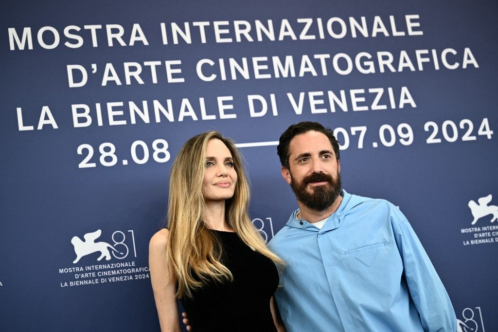 Angelina Jolie és Pablo Larraín a velencei filmfesztiválon