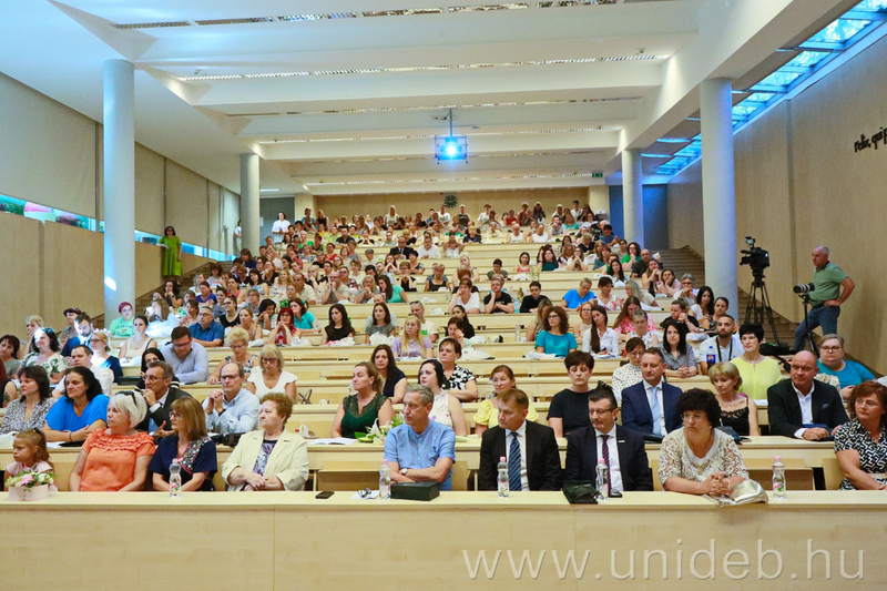 A Juhász Zsuzsa Szakdolgozói Konferencia résztvevői