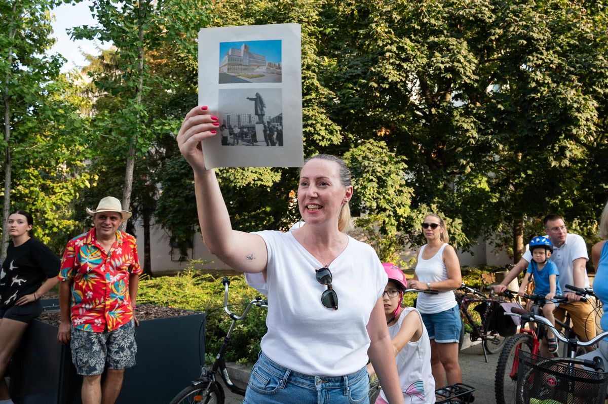 Kerékpáros városnézést tartott a Future of Debrecen a virágkarnevál előtt egy nappal