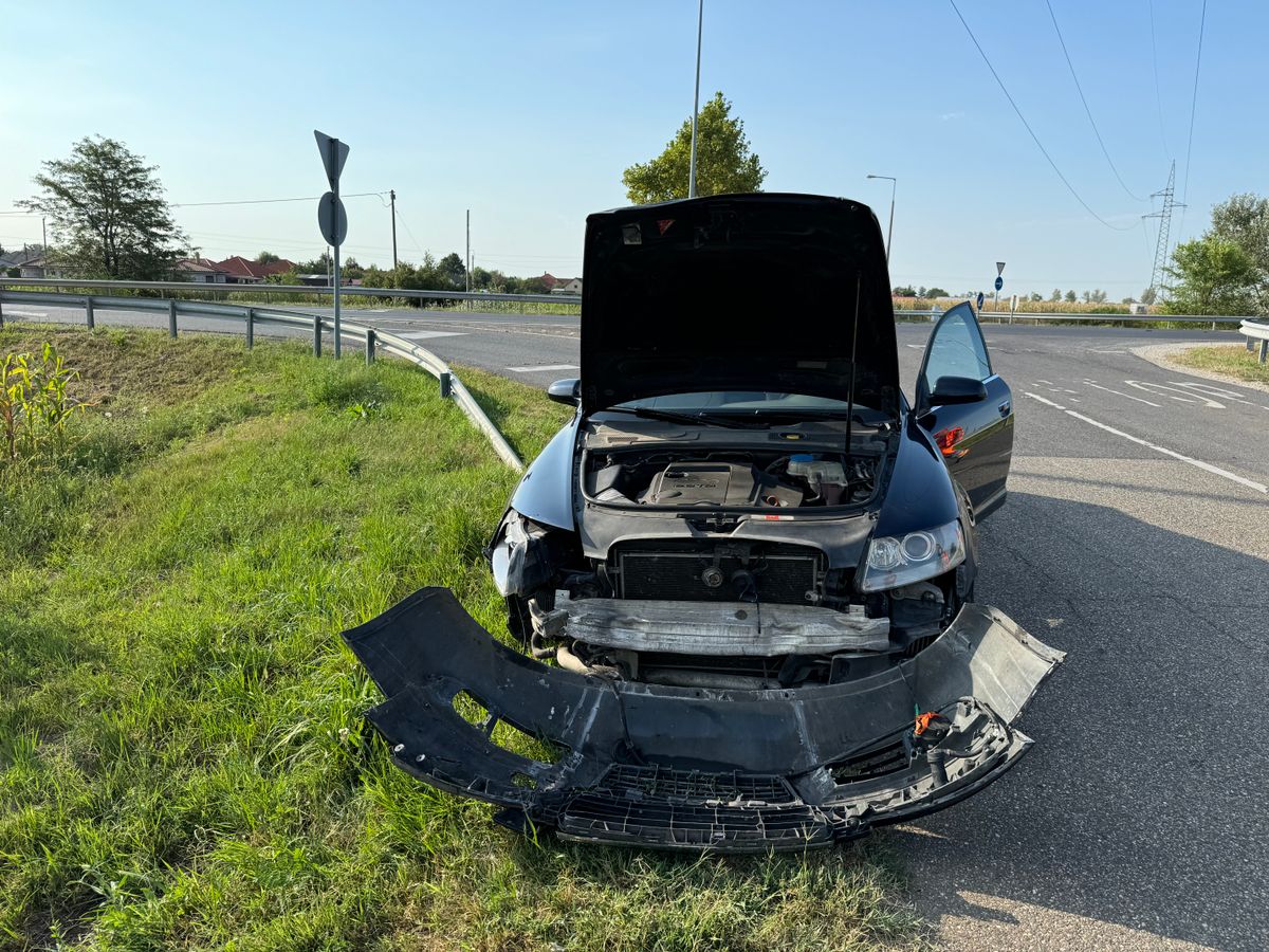 Kedd reggel történt baleset a 4-es főúton