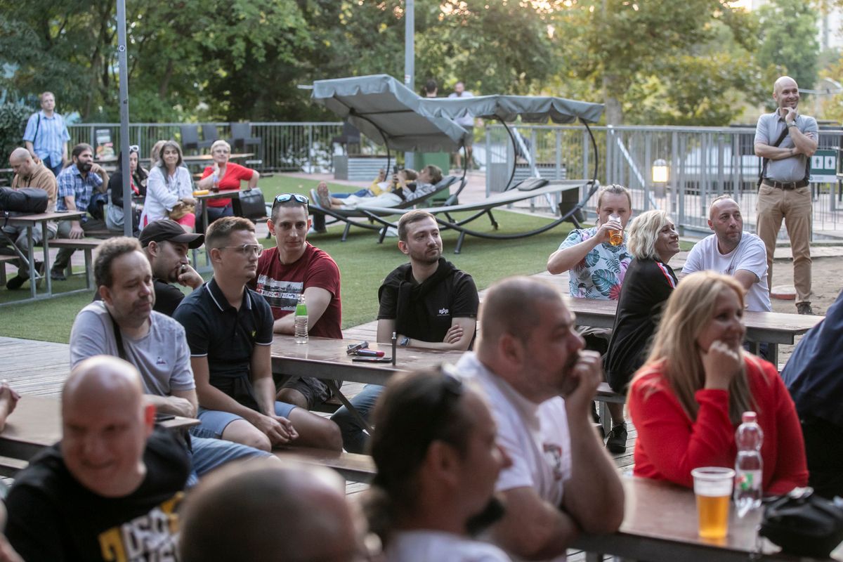 debreceni vsc, DVSC, Loki, Bács Zoltán, Sándor Mihály, Nagyerdei Víztorony, Macskin László, Ultras Debrecen, Piros-Fehér Történetek