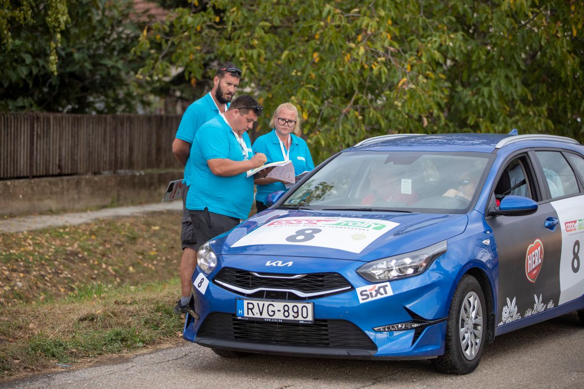 Nádudvarra ért szerdán a Coop Rally mezőnye