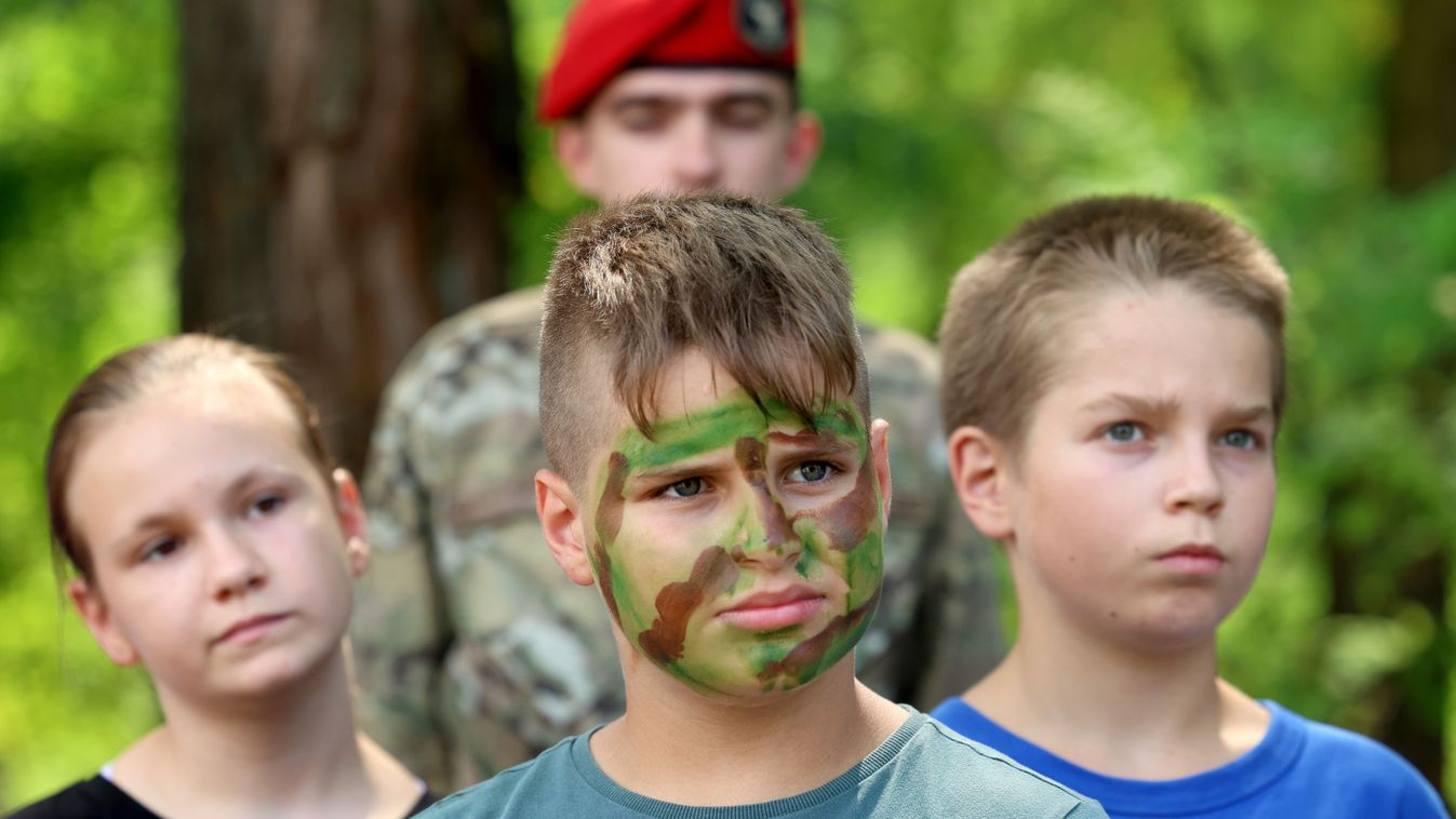 Idén is töretlen népszerűségnek örvendtek a honvédelmi táborok