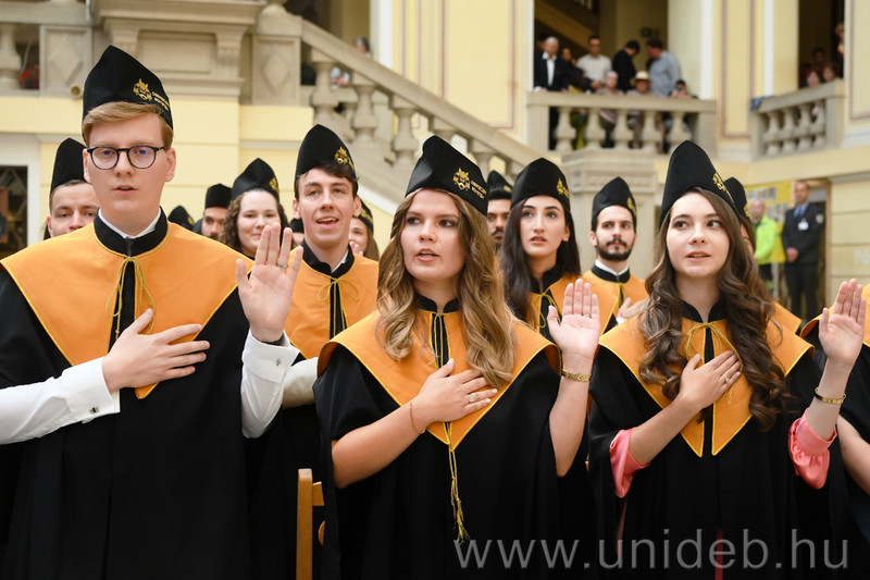 Diplomaosztót tartottak a Debreceni Egyetem Általános Orvostudományi Karán