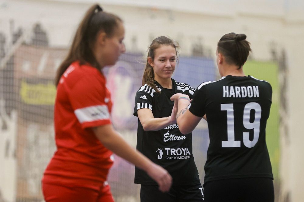 quirikó vivien, futsal, női futsalválogatott, deac, Gajzágó Flóra, Krascsenics Csilla, Nagy Anikó, Fülöp Diána, Hardon Rita, magyar futsal