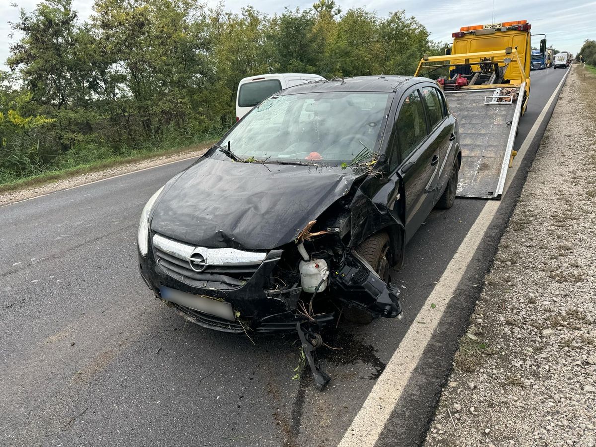 Baleset történt Debrecen és Ebes között, a 4-es számú főúton csütörtök hajnalban