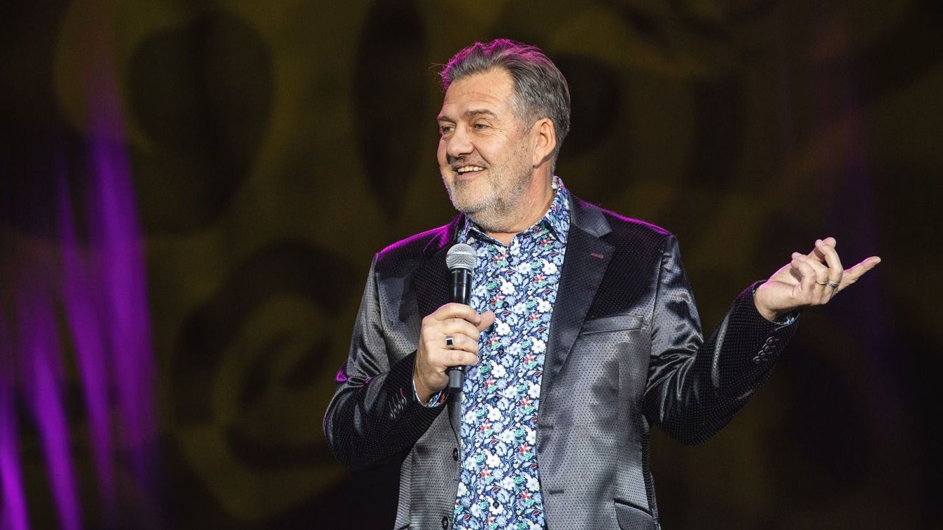Hadházi kapta az első csillagot a „humor sétányán”