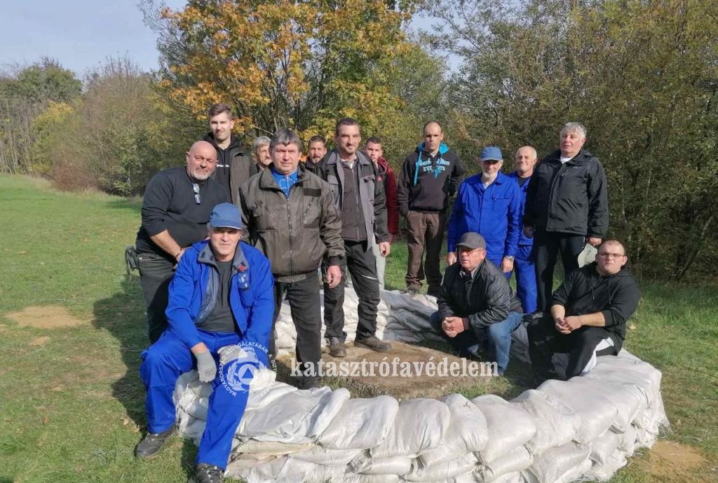 Hat járási önkéntes mentőcsoport újította meg öt évre szóló minősítését