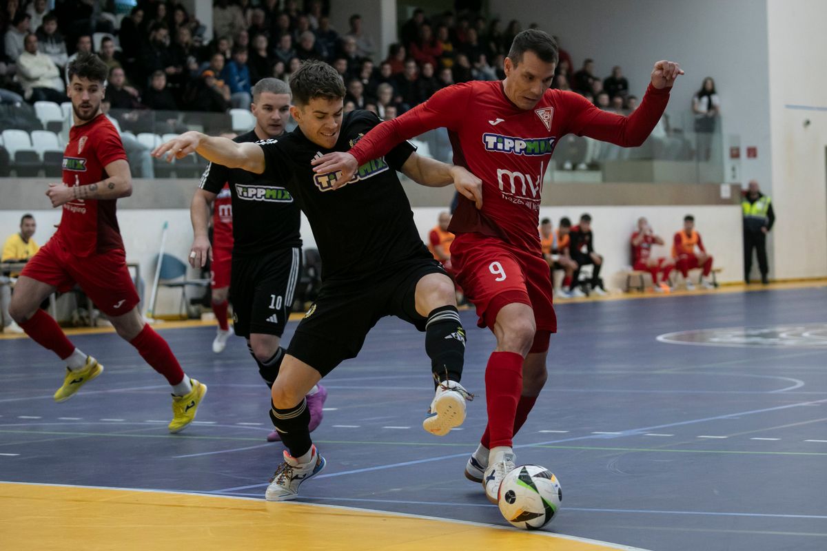 futsal nb i, deac, mvfc, berettyóújfalu, futsal, nb i, rangadó, deac-mvfc