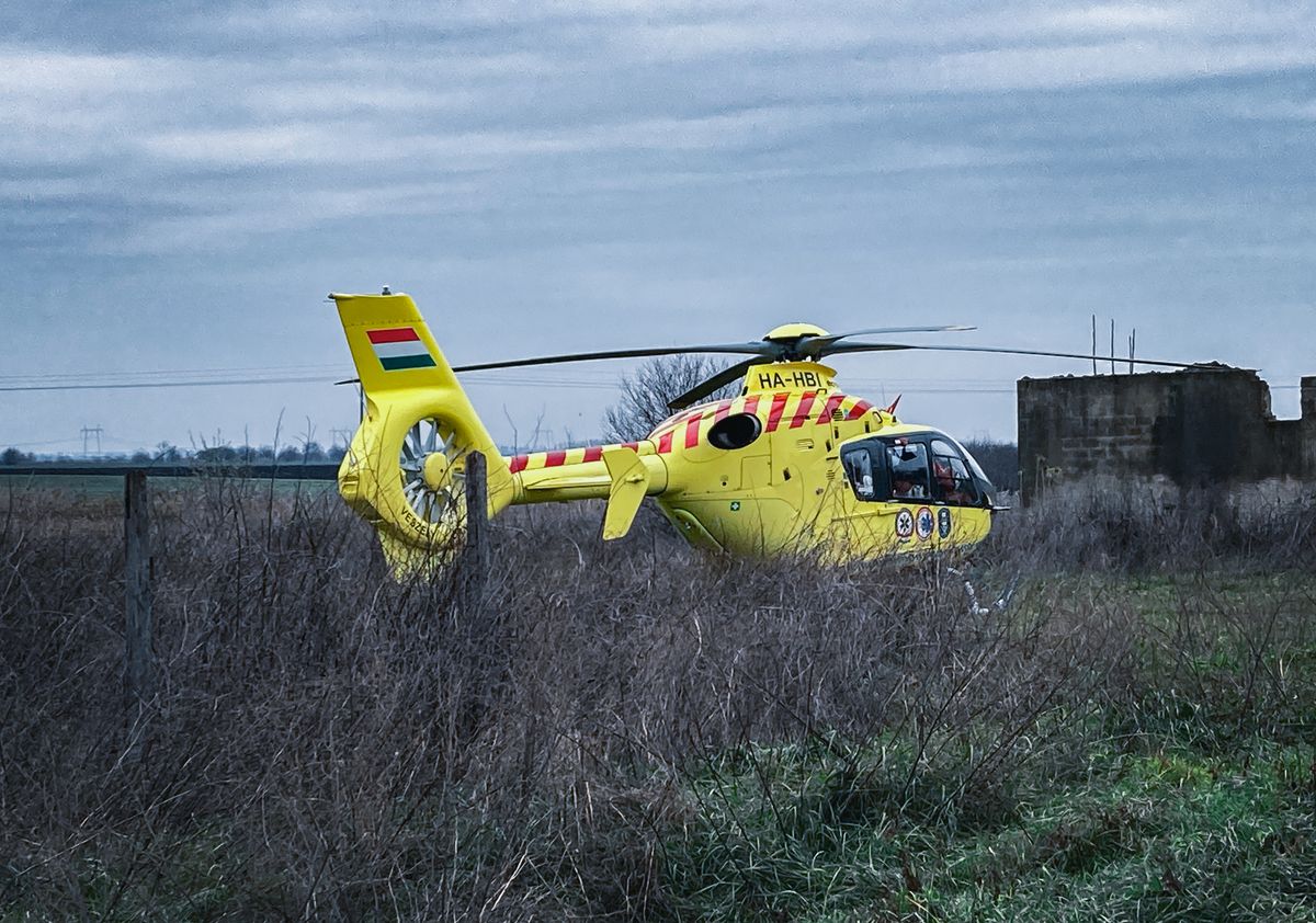Drámai pillanatok Nádudvaron, kisbabához kellett mentőhelikoptert hívni