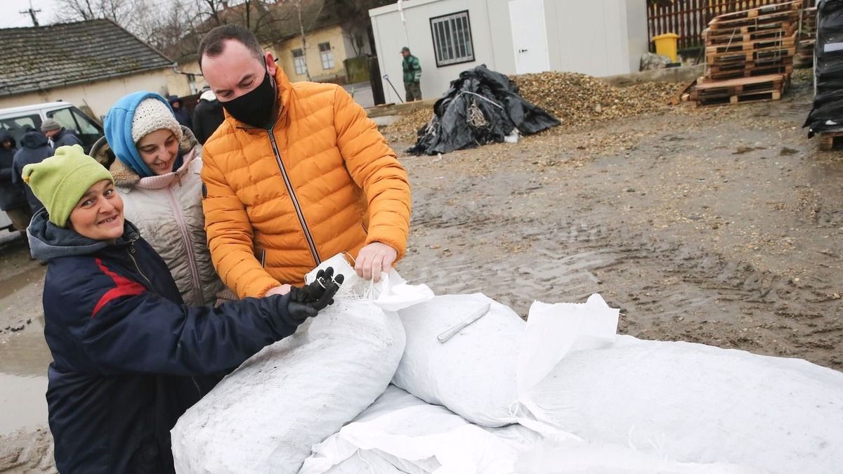 Bizonyos feltételeknek meg kell felelni az ingyenes tüzelőre való jogosultsághoz
